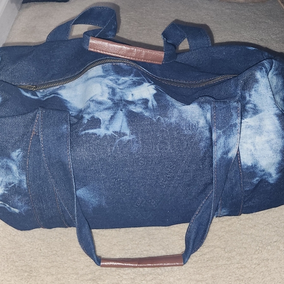 VINTAGE GUESS JEAN MANUFACTURER TIE DYE REVERSE WEAVE DUFFLE BAG 17" WIDE - Picture 9 of 16